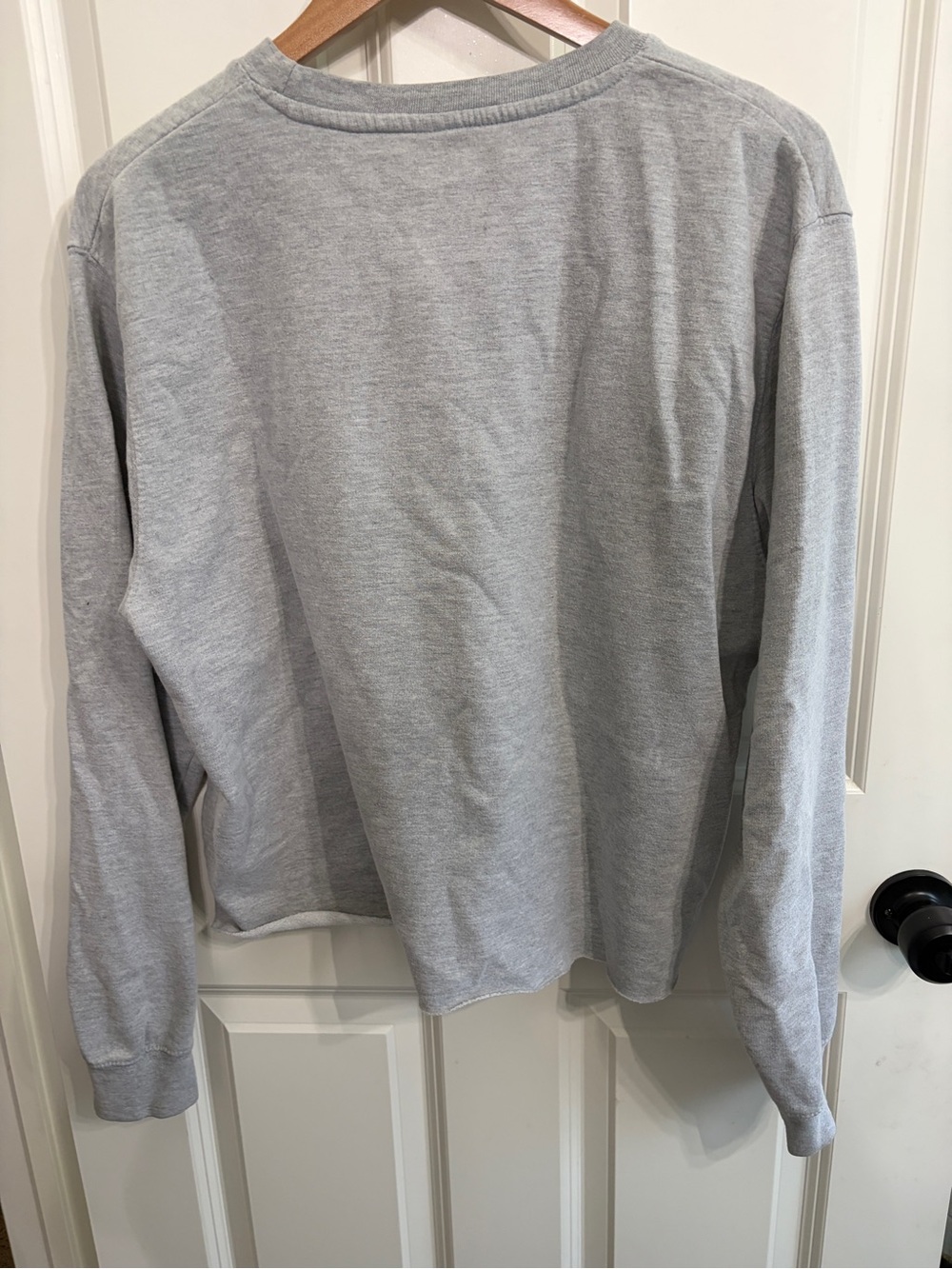 Great condition size L Gray Bear Graphic Crewneck Sweatshirt by The Bearhug Co - Picture 4 of 5